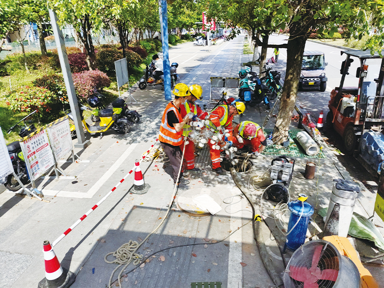  琼结UV-CIPP紫外光固化修复